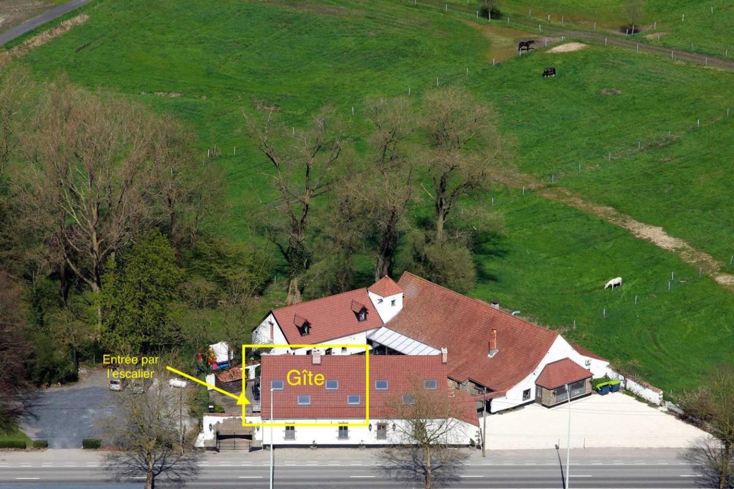 Cense De Lalouette Apartment Saint-Ghislain Bilik gambar